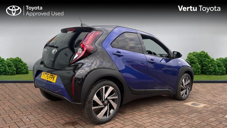 Toyota Aygo X 1.0 VVT-i Edge 5dr Petrol Hatchback